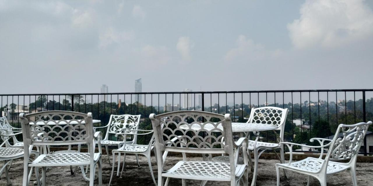 Colombo Hotel By Colombo Village 外观 照片